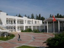 Etablissements d'enseignement secondaire et supérieur Lycée Sokra